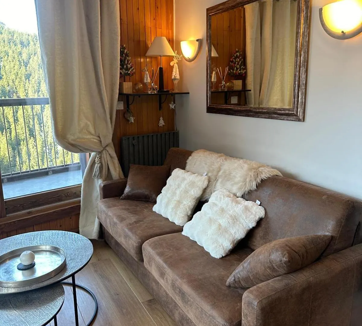 Apartment Courchevel Ski In/Ski Out France