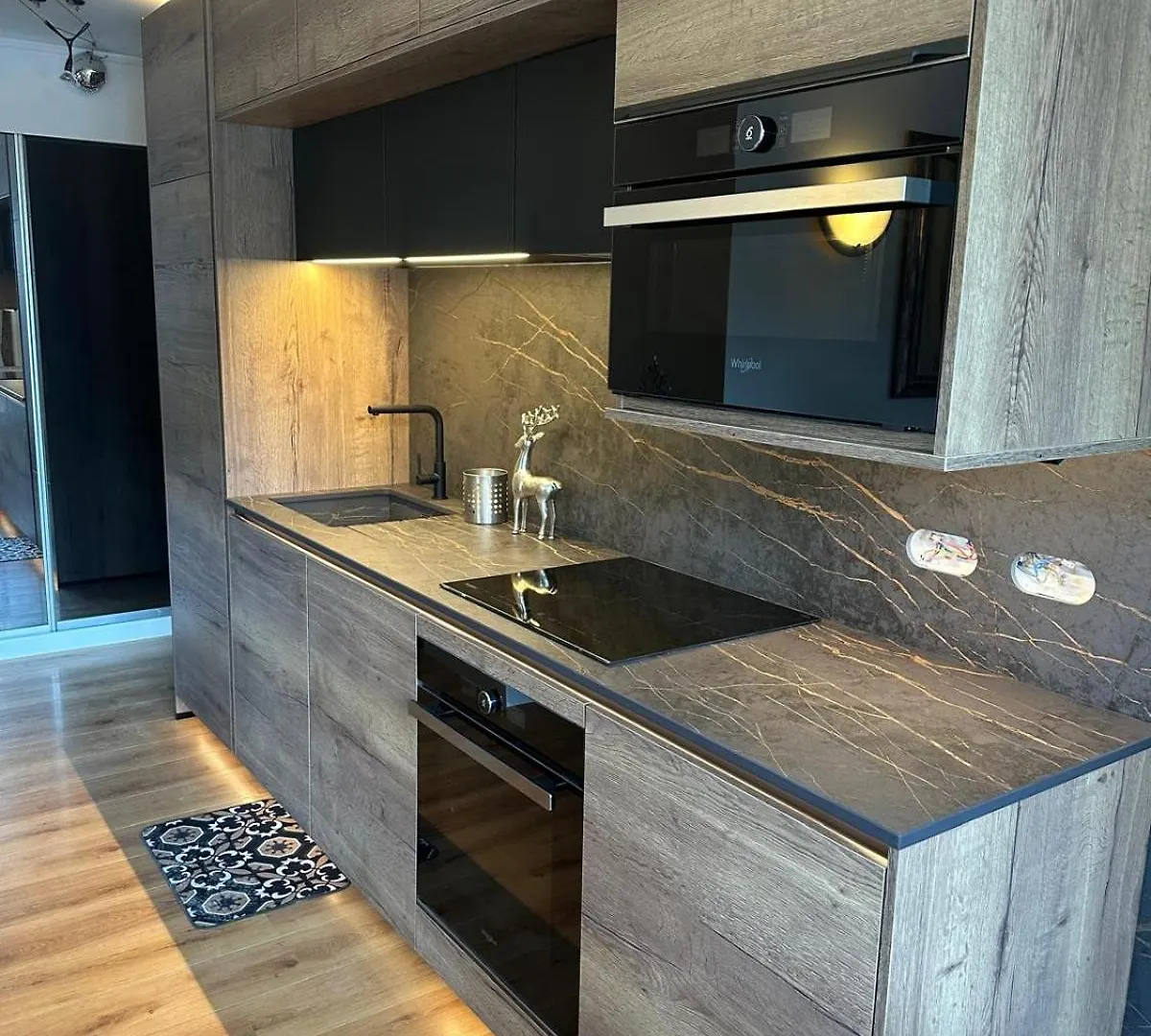 Courchevel Ski In/Ski Out Apartment